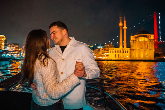 Hacer una Propuesta de Matrimonio en un Yate